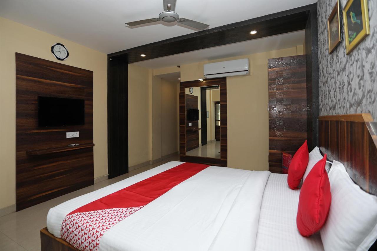 Oyo 4065 Hotel Richi Bhubaneswar Exterior foto